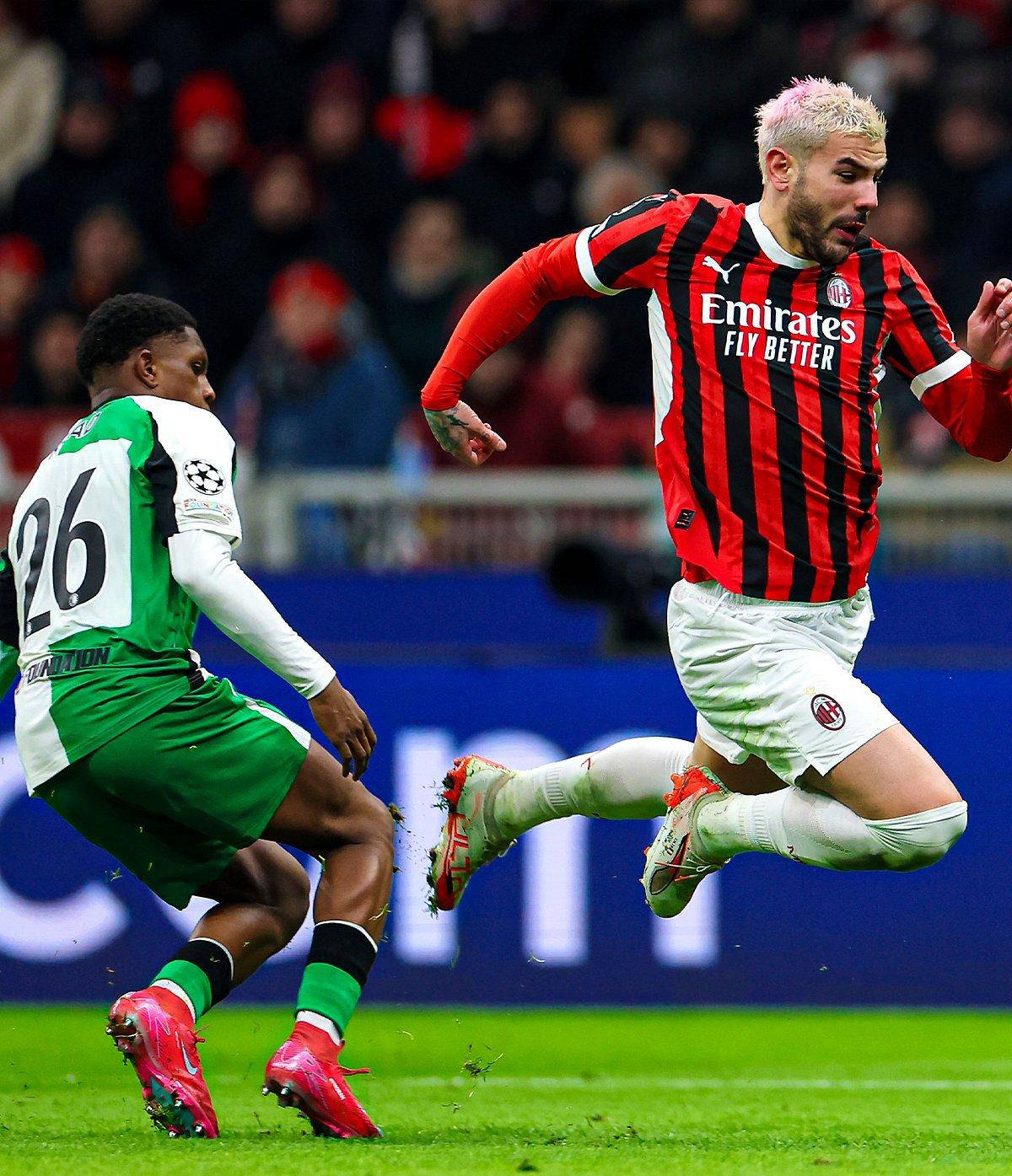 AC米兰阵容大变动！三名主力球员或将离队 曼联锁定法甲双星