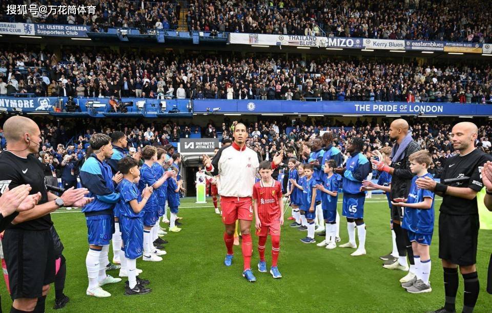 3-1！切尔西击败利物浦，少曼城1分，恩佐闪电破门，范戴克送礼