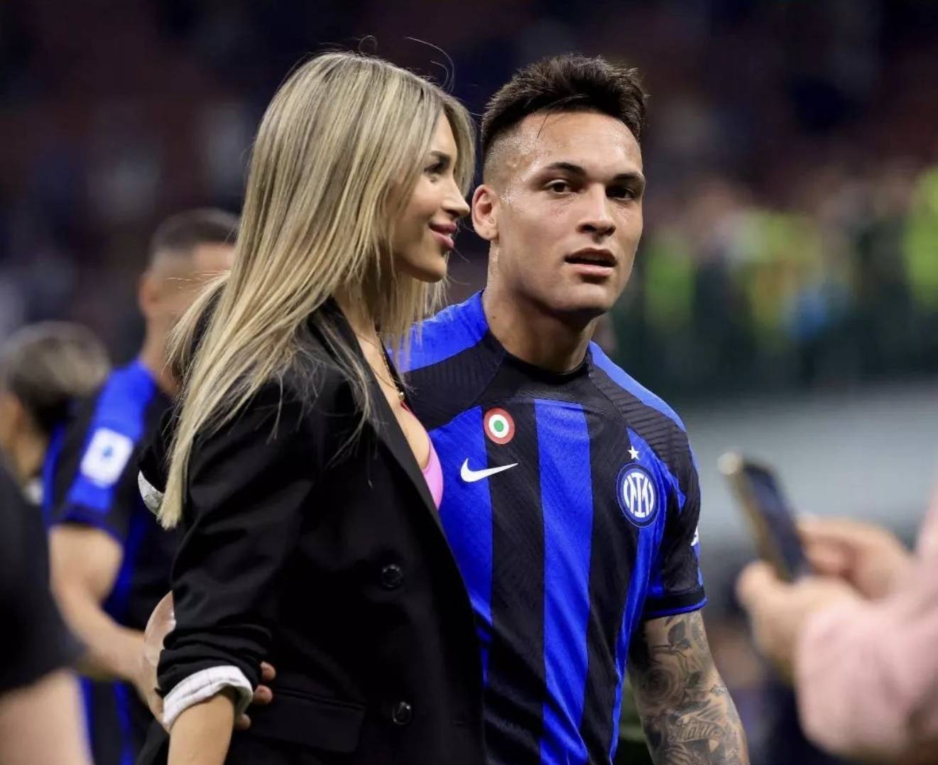 巴萨6-7出局，无缘欧冠决赛！金球奖或变，国米巨星有望加冕