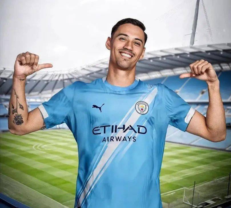 AC米兰震动,十人离队,2亿欧资金重建,莫德里奇空降圣西罗